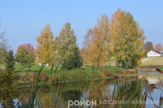 Золота осінь у волинському селі. ФОТО