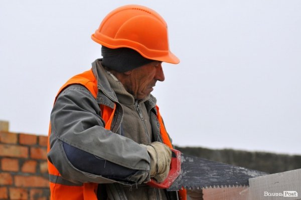 «Супернова»: будівництво набирає обертів*