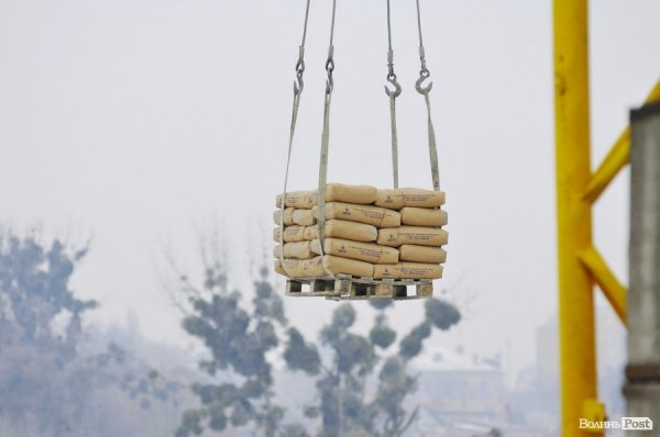 «Супернова»: будівництво набирає обертів*