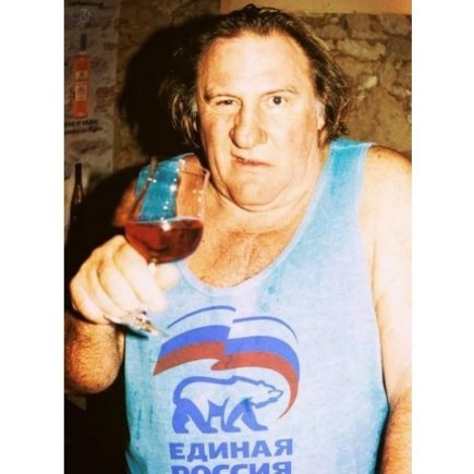 Інтернет глузує з актора Депардьє, який вирішив переселитися у Росію