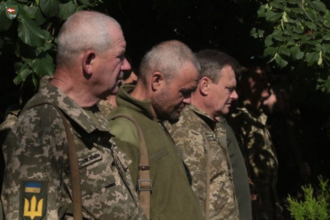 Воїни волинської бригади відзначили на фронті свято Трійці. ФОТО