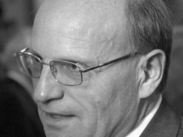 Помер відомий український дипломат з Волині