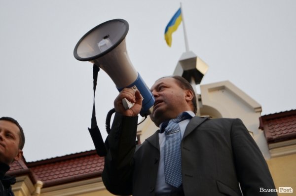 Третій день Нового Майдану у Луцьку. ФОТО