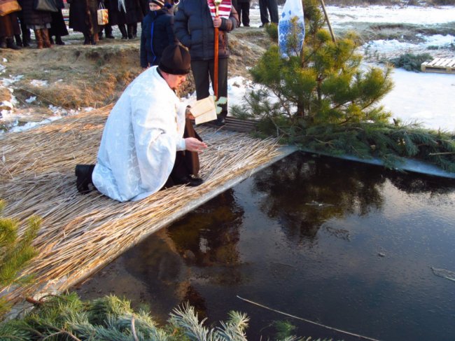 Показали, як святкували Водохреще у Старій Вижівці. ФОТО