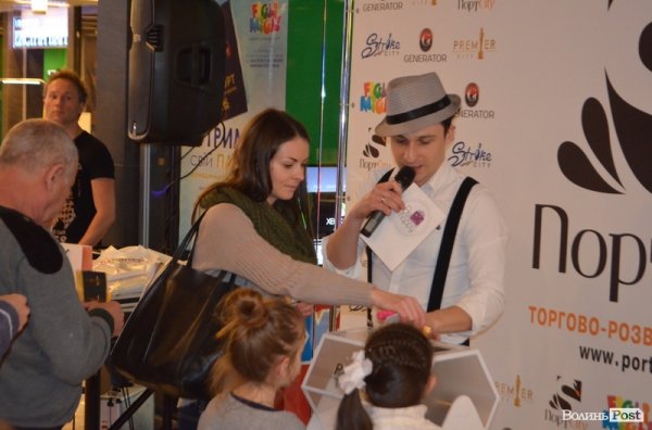 «Попелюшка»: у Луцьку показали старі казки в новому форматі. ФОТО