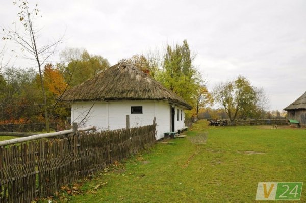 Луцький фотограф показав красу осені в музеї-скансені