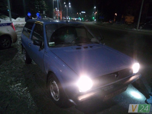 У Луцьку п’яна пасажирка авто влаштувала «шоу» патрульним
