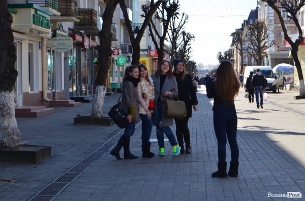 Луцьк напередодні вихідних. ФОТОРЕПОРТАЖ
