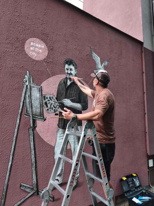У Луцьку з'явився новий мурал
