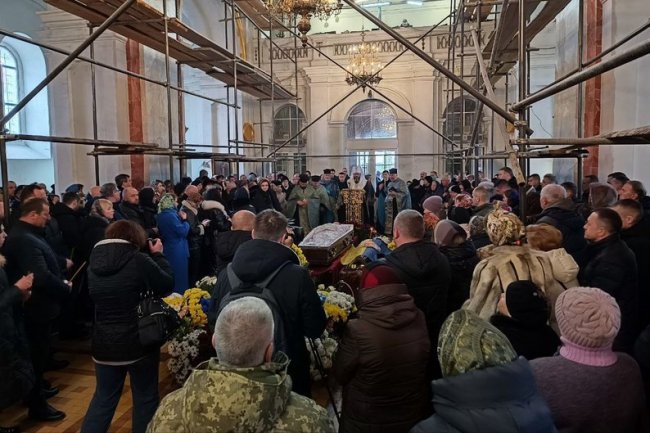 У Луцьку попрощалися з Героєм Юрієм Царуком