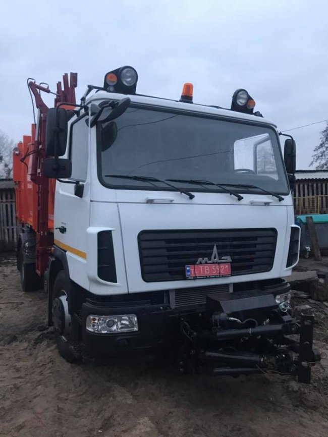 Голова ОТГ на Волині показав, на що пішли 2,4 мільйона з бюджету