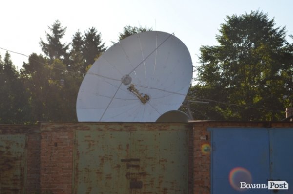 Лучани протестують проти військової техніки. ФОТО 