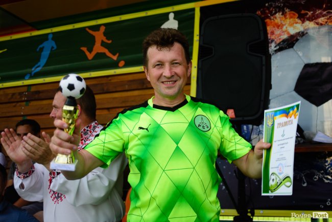 Свято корпоративної єдності: група компаній «Континіум» влаштувала футбольний турнір. ФОТО