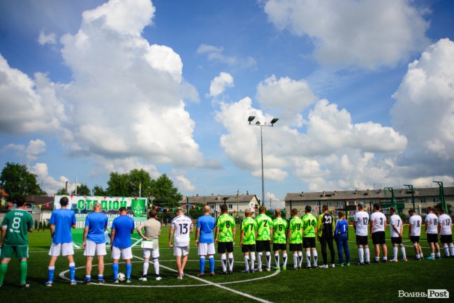 Свято корпоративної єдності: група компаній «Континіум» влаштувала футбольний турнір. ФОТО