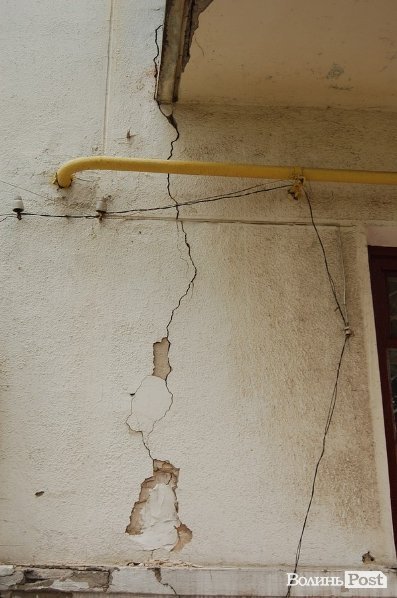 Мешканці вулиці Горького у Луцьку категорично проти її реконструкції. ФОТО