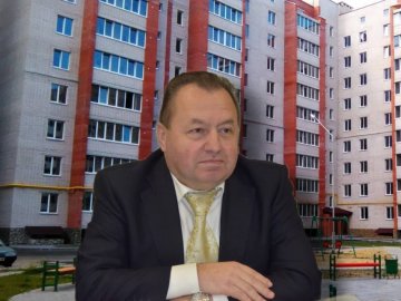 Заступнику голови Волиньради хочуть дати квартиру в Луцьку як військовослужбовцю