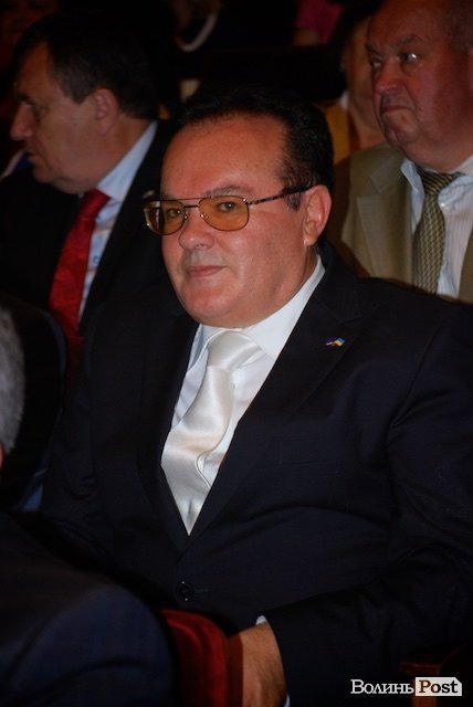 СНУ імені Лесі Українки привітали із 75-річчям. ФОТО