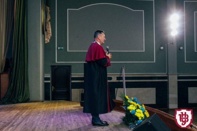 ВНУ імені Лесі Українки поповнився 4400 студентами. ФОТО