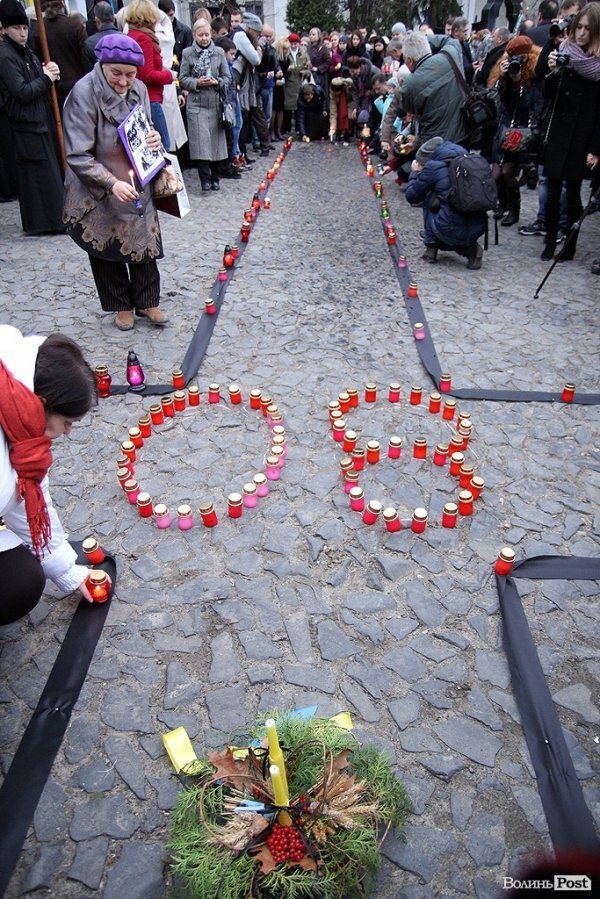 Як Луцьк вшановував жертв Голодомору. ФОТО