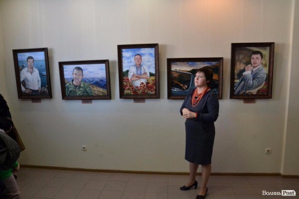 «Невидима варта»: у Луцьку –  виставка на честь загиблих у війні працівників СБУ