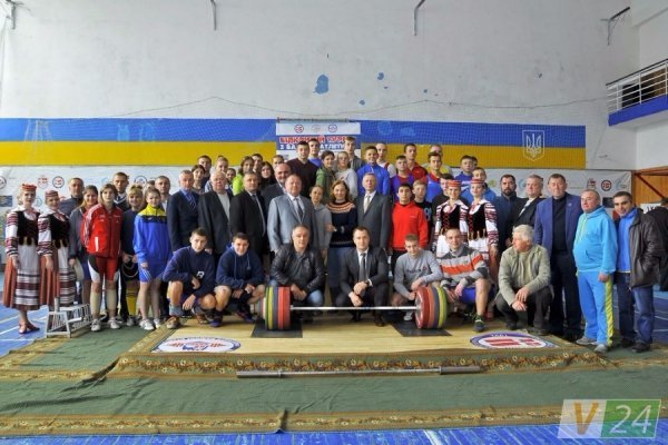 У Луцьку змагалися штангісти. ФОТО