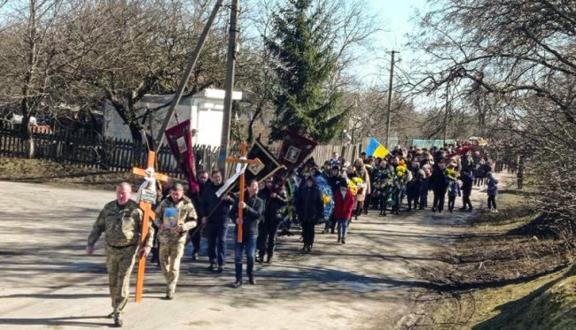 У Луцькому районі попрощалися із Героєм Олегом Пастуховим. ФОТО