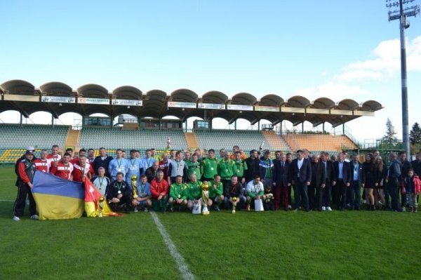 Луцькі ветерани футболу привезли міжнародну бронзу. ФОТО