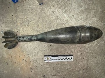 У помешканні лучанина знайшли мінометну міну. ФОТО