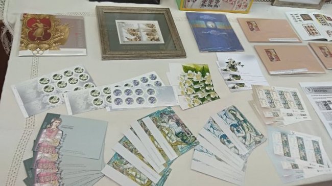 У Луцьку презентували марку до 150-річчя з дня народження Лесі Українки. ФОТО