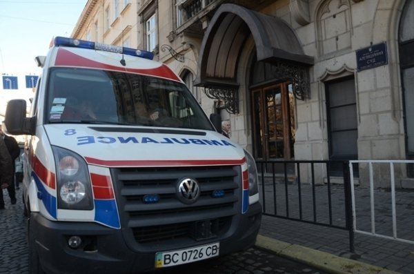 У львівських судах шукають вибухівку. ФОТО