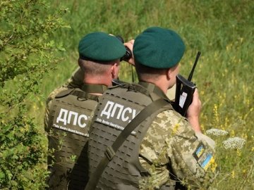 У прикордонних районах трьох областей запровадили додаткові режимні обмеження, –  КМУ