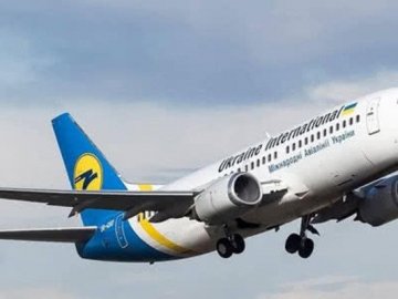 Авіарейс скасували: Україна не пустила заробітчан за кордон