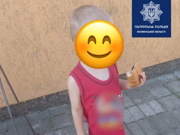 Відчинив двері та пішов на вулицю: у Луцьку хлопчику, який заблукав, допомогли повернутися додому