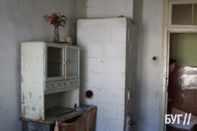 Мешканці аварійних двоповерхівок на Волині бояться, що будівлі можуть обвалитися. ФОТО.ВІДЕО