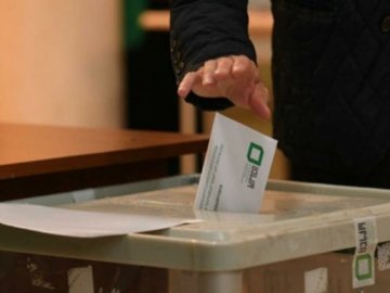 У Грузії оголосили результати виборів: правляча партія перемогла рух Саакашвілі