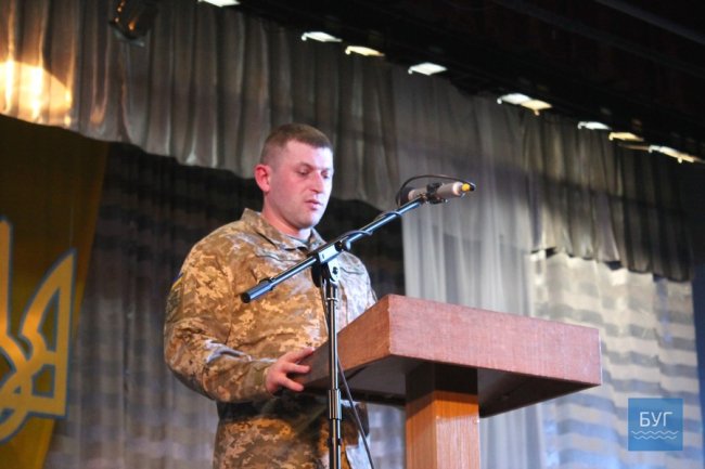 У Володимирі-Волинському урочисто вітали військових, які повернулися з ООС