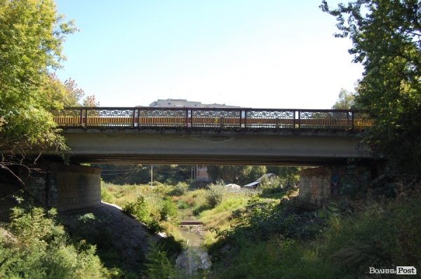 Міст на вулиці Шопена