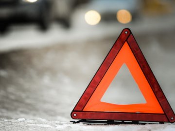 У Луцьку – аварія, постраждав чоловік