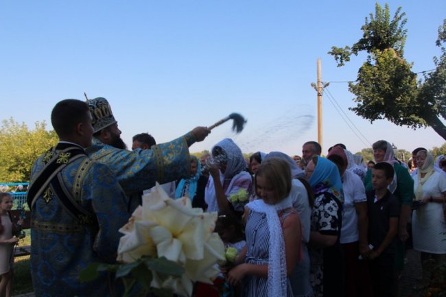 У волинській громаді, яка нещодавно перейшла до ПЦУ, вперше відбулося богослужіння. ФОТО
