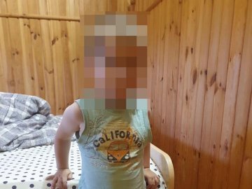 Покинута дитина в готельному номері у Ковелі: 20-річна матір розповіла, чому залишила сина. ВІДЕО