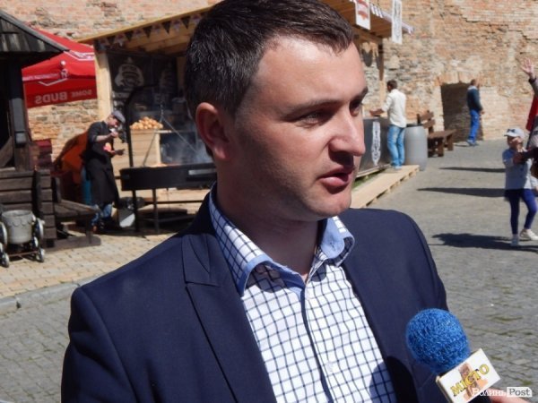 У Луцьку стартував перший фестиваль вуличної їжі «Lutsk Food Fest». ФОТО