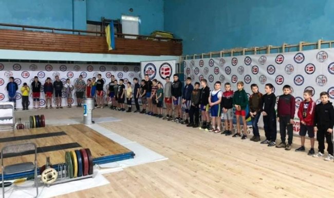 У Луцьку юних важкоатлетів Волині відбирали на всеукраїнські змагання 