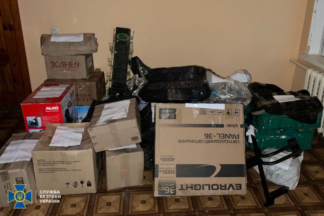 Під Миколаєвом чоловік продавав награбоване окупантами майно українців. ФОТО