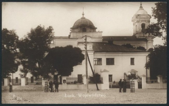 Луцький собор на ретросвітлинах