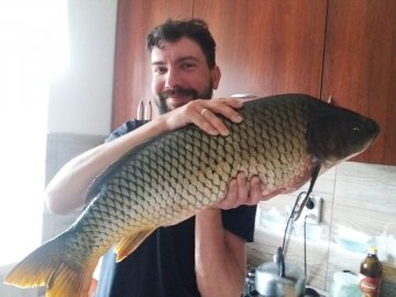Волинський журналіст упіймав гігантську рибу. ФОТО