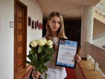 На Волині нагородили юну гімнастку