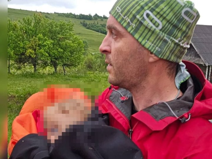 Рятувальники знайшли дворічну дівчинку, яка загубилася на Львівщині