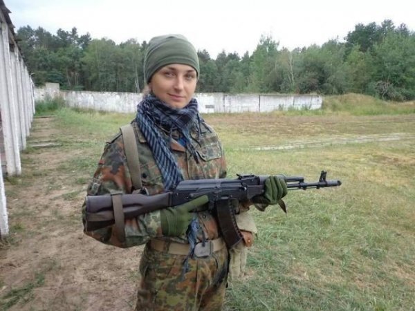 Кухар волинської бригади увійшла в ТОП-11 красунь-бійців АТО. ФОТО