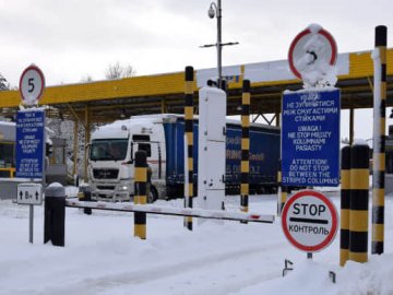 Блокування кордону: в чергах – понад 5 тисяч вантажівок