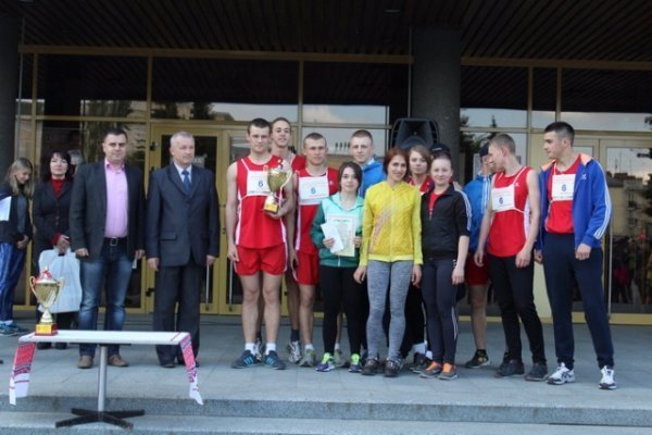 На вулицях Луцька змагались легкоатлети. ФОТО